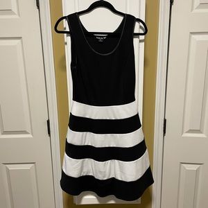 Women’s dress